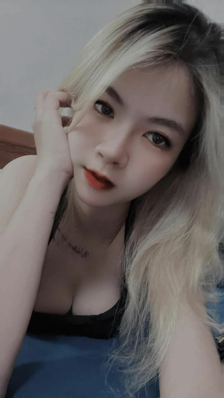 Vắt kiệt hai hòn dái người yêu của chị gái